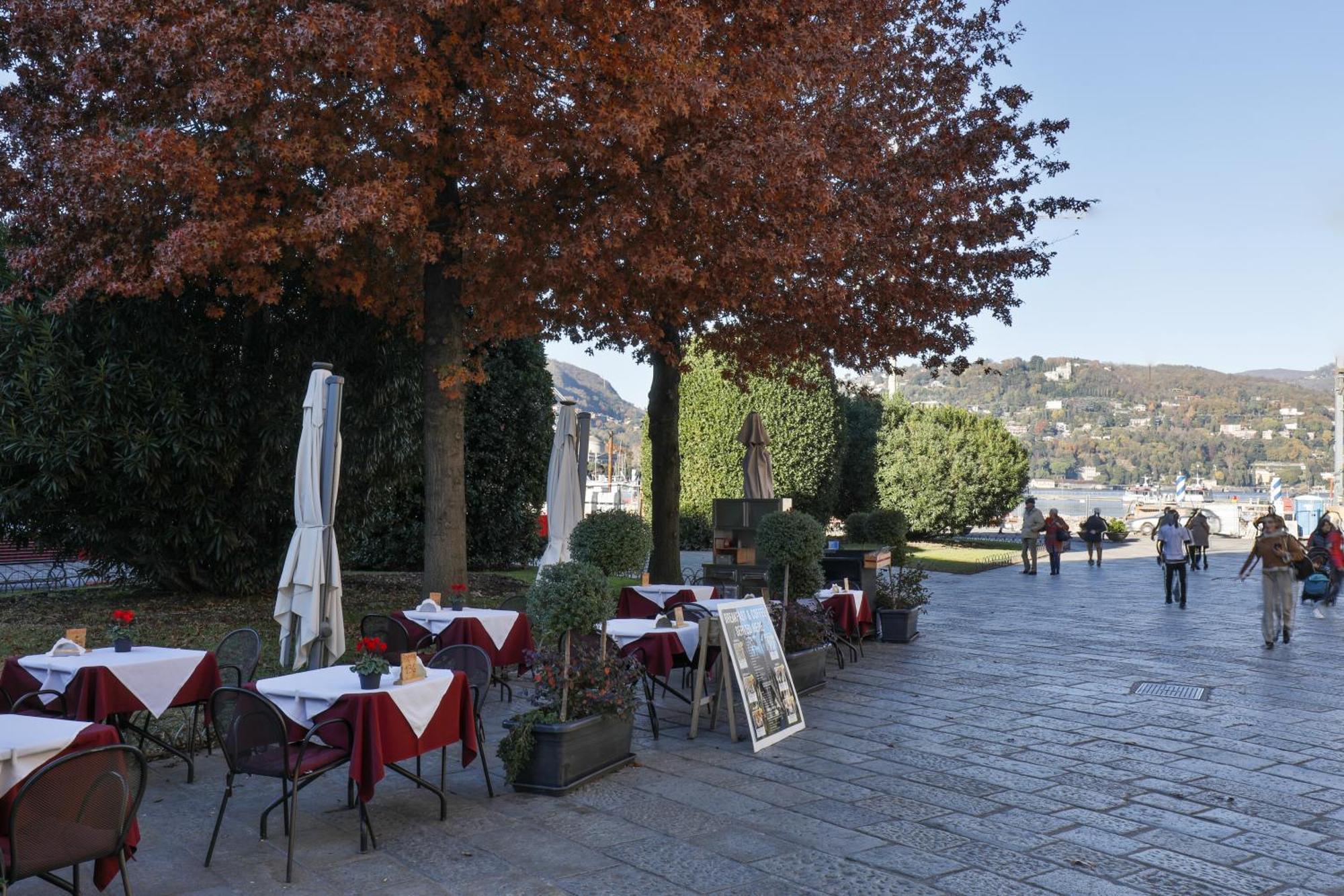 Como Lake Suites Buitenkant foto